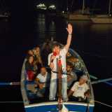 ...o persino su una barca, come � successo al porto di Brindisi durante la competizione regionale del 30 agosto 2020...(foto dalla pagina Facebook SlammalS - Poetry Slam Puglia)